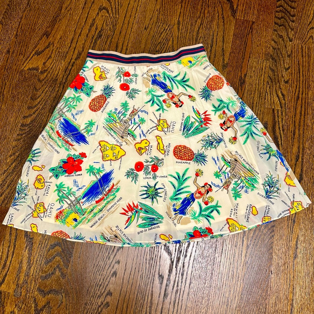 Cute Hawaiian Print J Crew skirt!